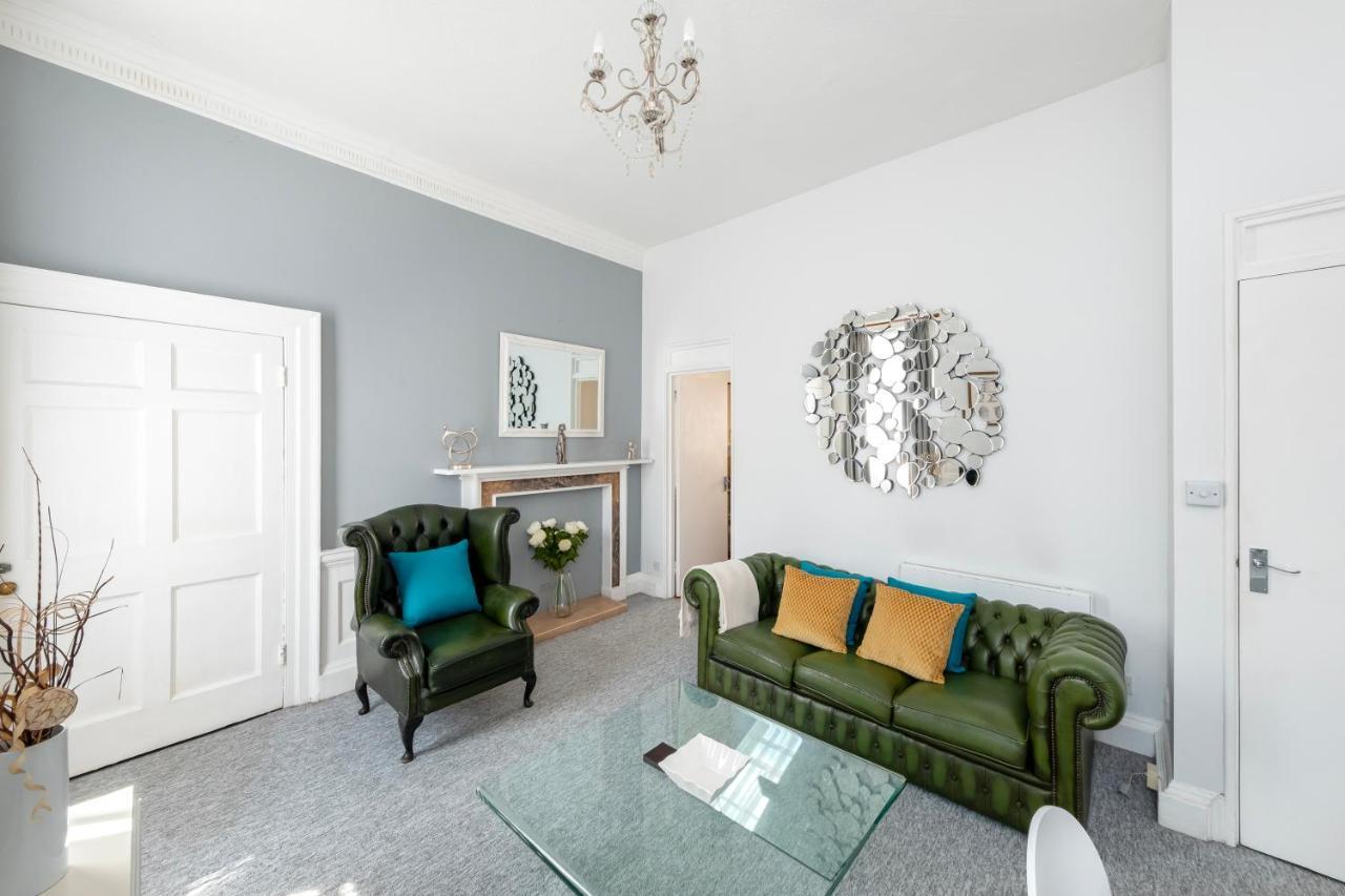 Super City Centre Apartment - Two Bedrooms, Perfect Location Bath Eksteriør billede