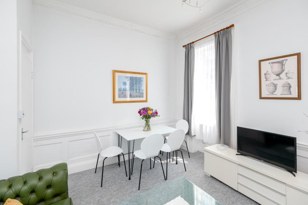Super City Centre Apartment - Two Bedrooms, Perfect Location Bath Eksteriør billede